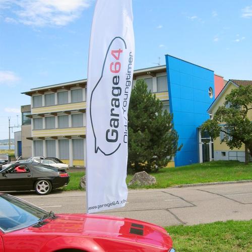 Surffahne-Garage.JPG